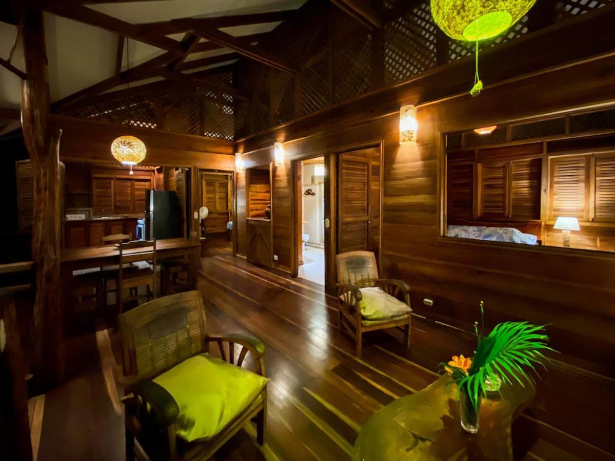 Finca Chica Lodge & Villas Puerto Viejo de Talamanca ภายนอก รูปภาพ