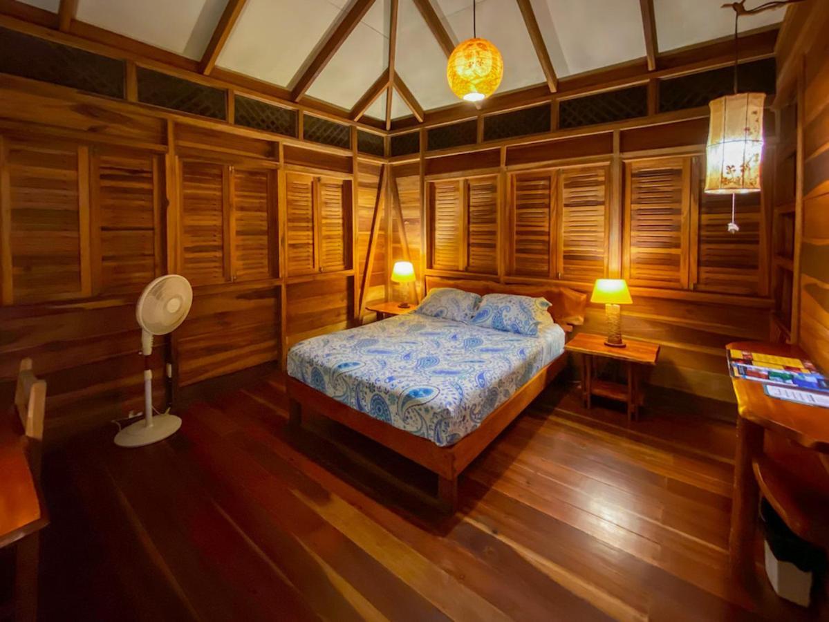 Finca Chica Lodge & Villas Puerto Viejo de Talamanca ภายนอก รูปภาพ
