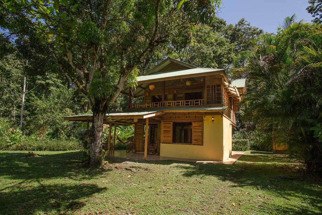 Finca Chica Lodge & Villas Puerto Viejo de Talamanca ภายนอก รูปภาพ