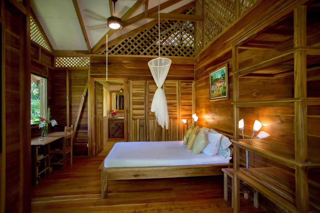 Finca Chica Lodge & Villas Puerto Viejo de Talamanca ภายนอก รูปภาพ